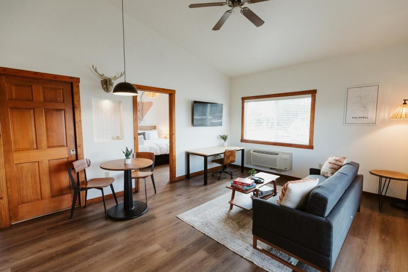 Mt Merritt At Switchback Suites カリスペル エクステリア 写真